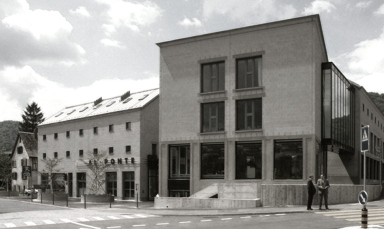 Ueberbauung Zentrum Adliswil - by MANTEL Architects